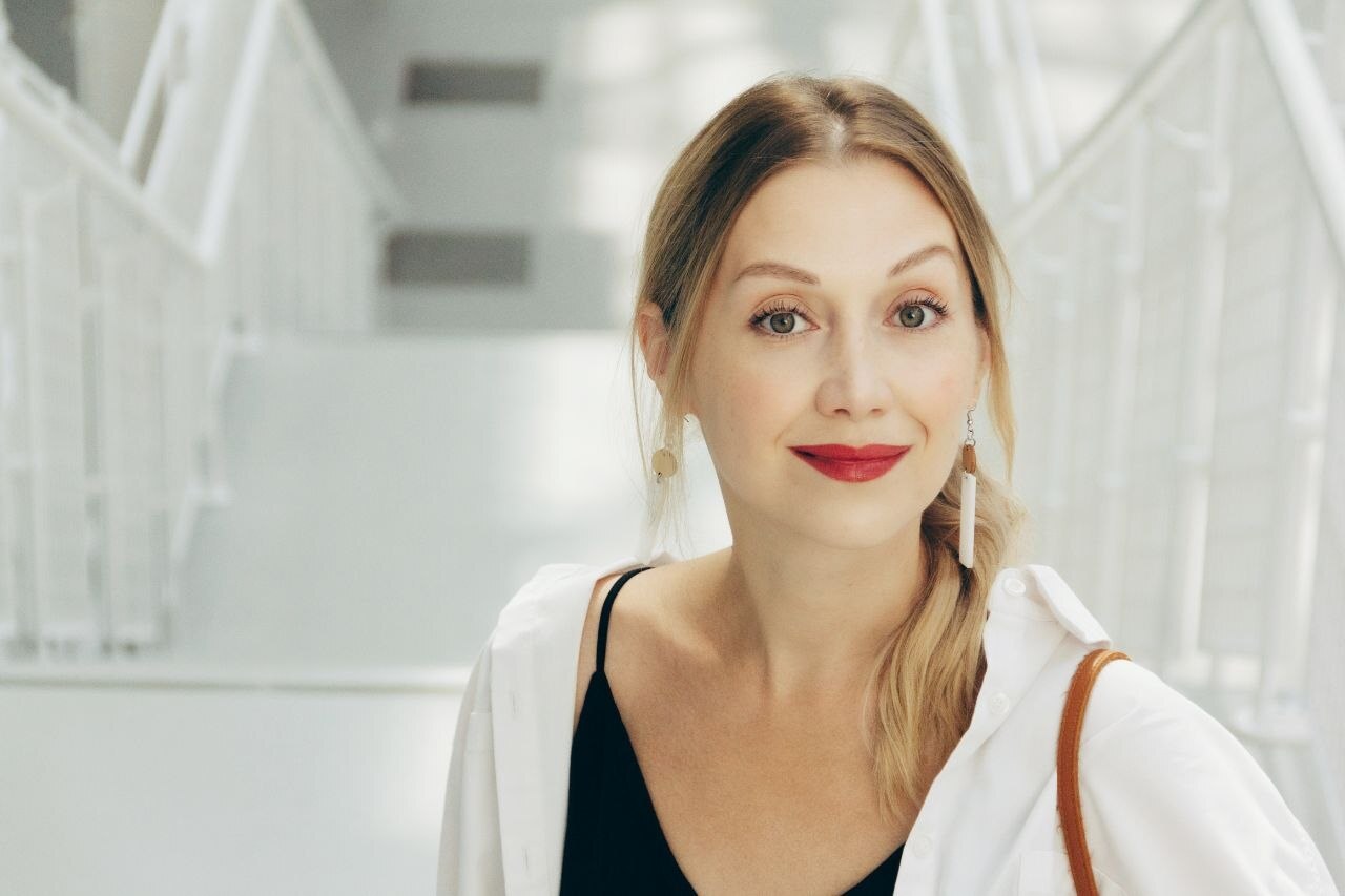 Марина Беднякова — преподаватель техники речи и актриса театра «Буффонеско»